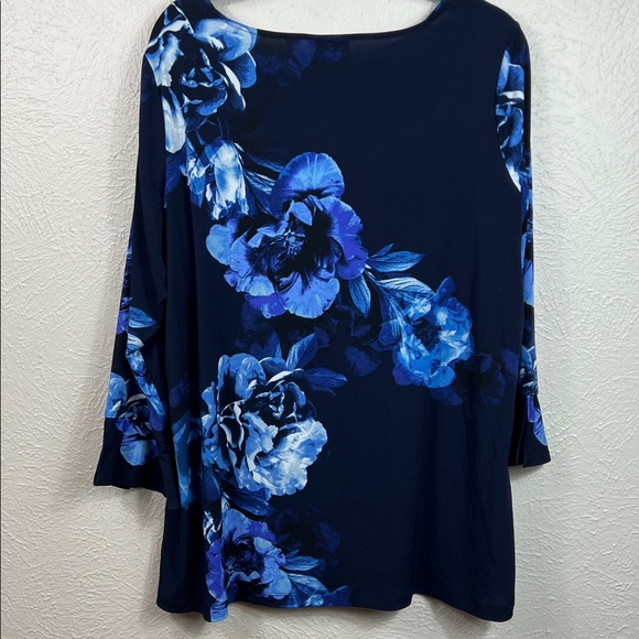Susan Graver Navy Blue Floral 3/4 Sleeve Scoop Neck Top XL - Picture 6 of 7